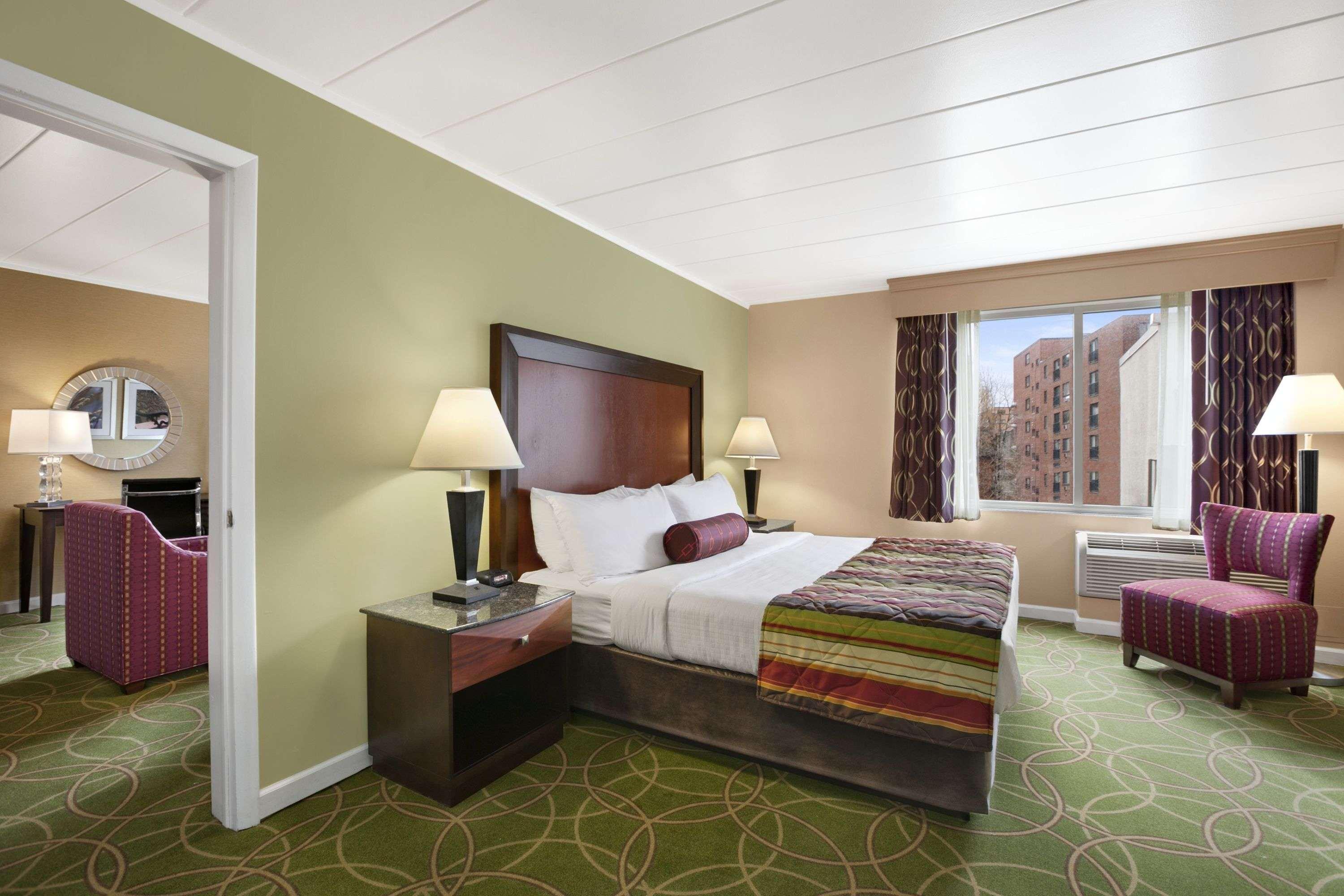 Days Inn By Wyndham Penn State State College Eksteriør bilde
